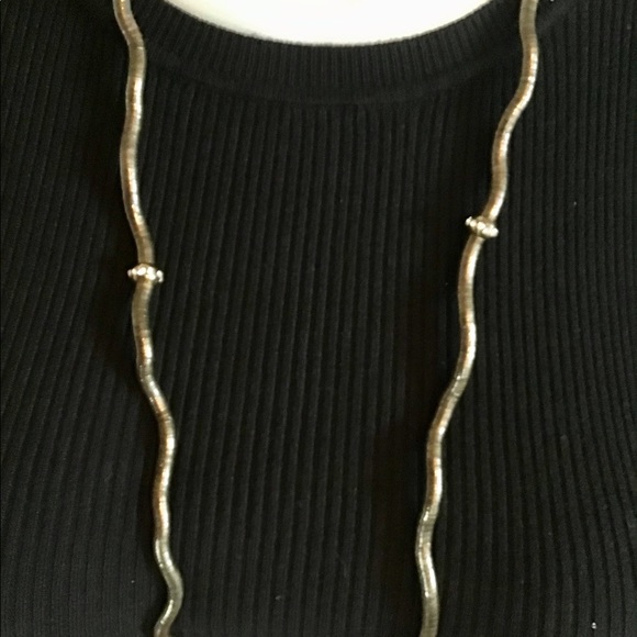 NWOT BUY OR FREE W/PURCHASE OF 2 ADDITIONAL ITEMS. NWOT FUN NECKLACE/BRACELET ♥️ - Picture 9 of 11